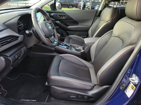 Certified 2025 Subaru Crosstrek 2.5i Limited w/ Crosstrek Mirror Package image 20