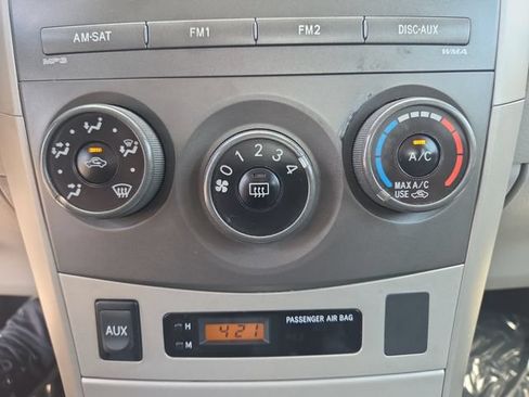 Used 2011 Toyota Corolla LE FWD image 22