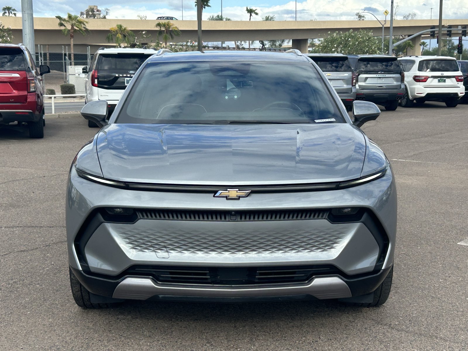 Certified 2024 Chevrolet Equinox EV LT FWD image 8