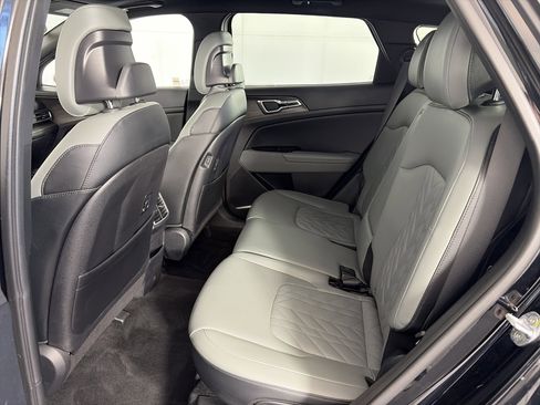 Certified 2023 Kia Sportage X-Line w/ X-Line Premium Package image 7