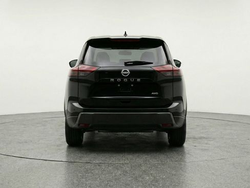 Used 2025 Nissan Rogue SV AWD/4WD image 7