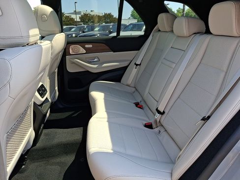 New 2026 Mercedes-Benz GLE 450 4MATIC image 6