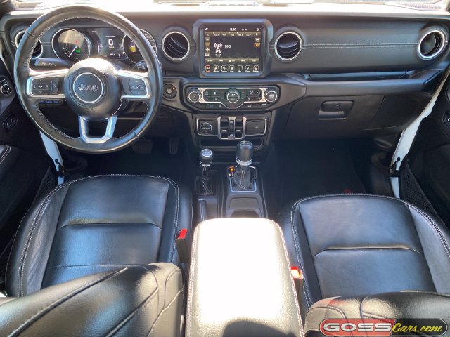 Certified 2023 Jeep Wrangler Unlimited Sahara w/ Dual Top Group AWD/4WD image 9