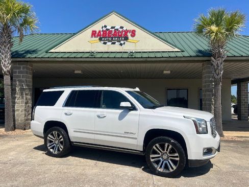 Used 2018 GMC Yukon Denali w/ Denali Ultimate Package image 1