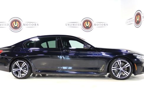 Used 2019 BMW 750i RWD image 5
