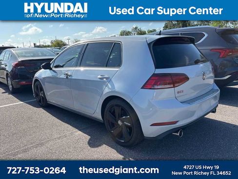 Used 2019 Volkswagen GTI SE FWD image 2