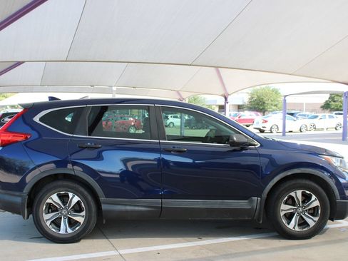 Used 2019 Honda CR-V LX image 7