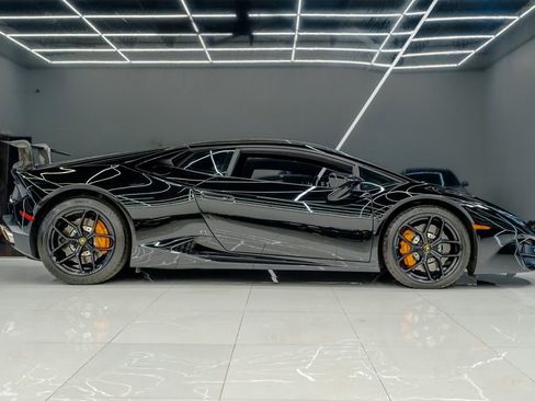 Used 2019 Lamborghini Huracan LP 580-2 image 9
