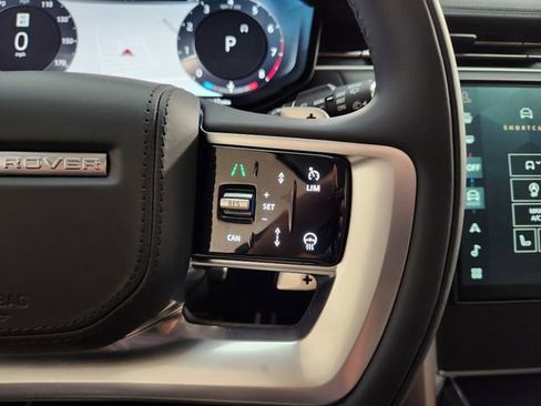 New 2025 Land Rover Range Rover SE image 27