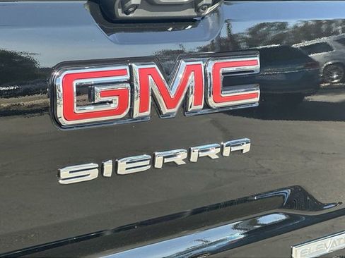 New 2026 GMC Sierra 1500 Elevation AWD/4WD image 32