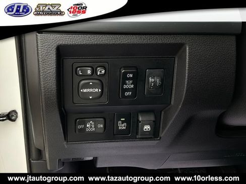 Used 2016 Toyota Tundra Platinum AWD/4WD image 21