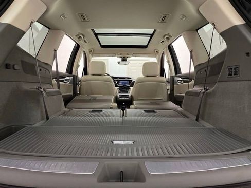 Used 2025 Cadillac XT6 Premium Luxury w/ Technology Package FWD image 36