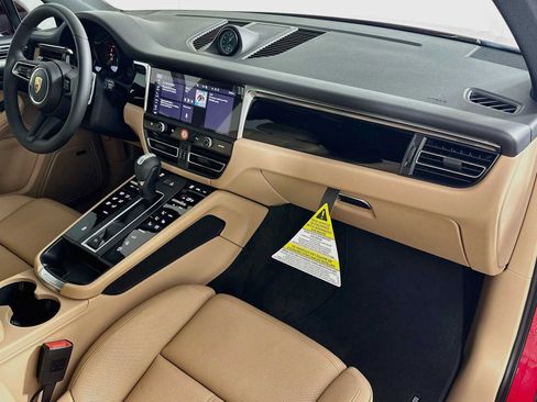 New 2026 Porsche Macan AWD/4WD image 30