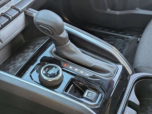 Used 2024 Chevrolet Colorado Trail Boss w/ Advanced Trailering Package image 12