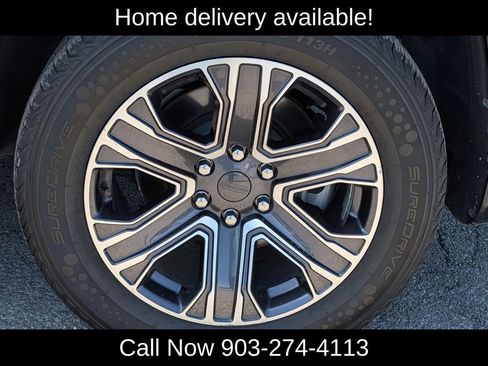 Used 2024 Jeep Wagoneer Series II w/ Flexible Seating Group RWD image 11
