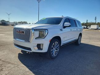 Used 2023 GMC Yukon XL Denali video 2