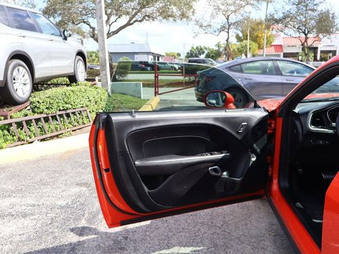 Used 2021 Dodge Challenger R/T Scat Pack w/ Plus Package image 21