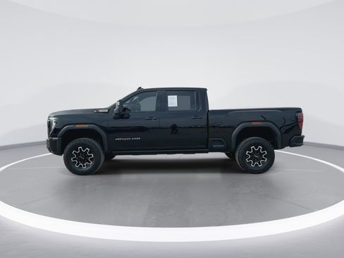 Used 2024 GMC Sierra 2500 AT4X image 6