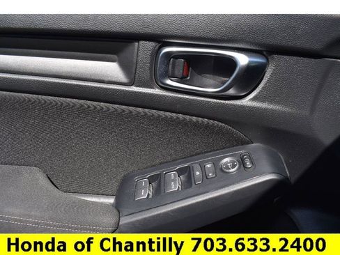 Used 2025 Honda Civic Sport image 21