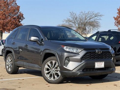 Certified 2021 Toyota RAV4 XLE Premium image 2
