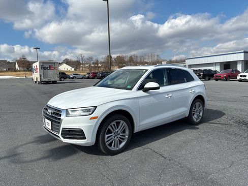 Used 2018 Audi Q5 2.0T Premium Plus w/ Premium Plus Package image 1