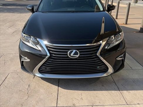 Used 2016 Lexus ES 350 w/ Navigation System Package FWD image 6