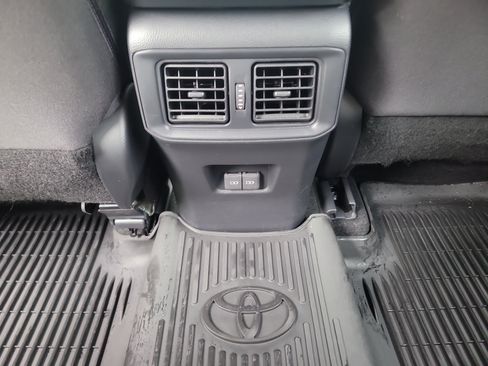 Certified 2025 Toyota RAV4 XLE w/ Convenience Package AWD/4WD image 15