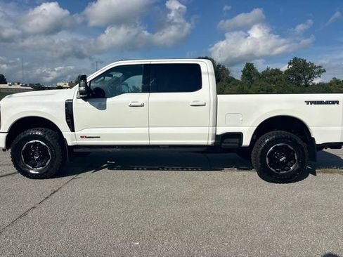 New 2026 Ford F350 Platinum w/ Tremor Off-Road Package AWD/4WD image 10