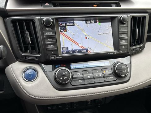 Used 2016 Toyota RAV4 Limited image 20