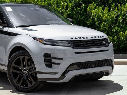 New 2026 Land Rover Range Rover Evoque Hoxton AWD/4WD image 9
