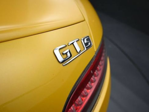 Used 2017 Mercedes-Benz AMG GT S image 11