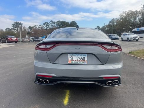 Used 2018 Kia Stinger image 4