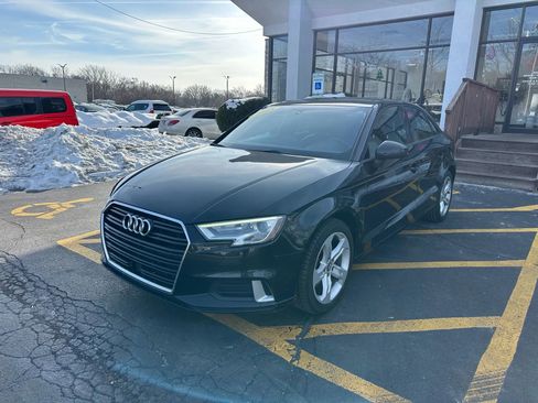 Used 2018 Audi A3 2.0T Premium image 3