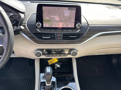 Used 2021 Nissan Altima 2.5 Platinum image 27