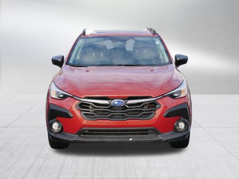 Used 2024 Subaru Crosstrek 2.0i Premium image 2