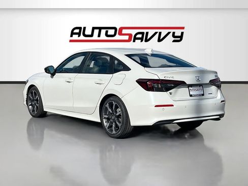 Used 2025 Honda Civic Sport Touring image 5