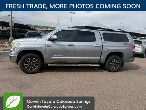 Used 2017 Toyota Tundra Limited w/ Limited Premium Package AWD/4WD image 5