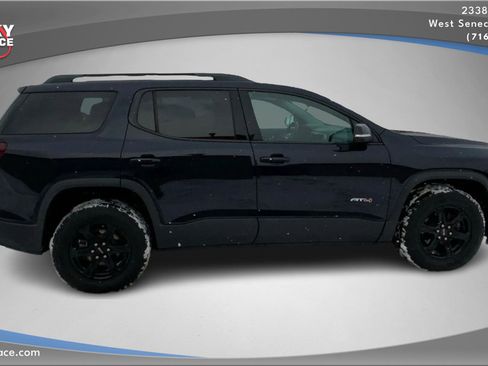 Used 2021 GMC Acadia AT4 image 4
