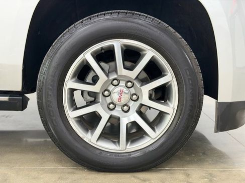 Used 2019 GMC Yukon XL Denali w/ Open Road Package image 9