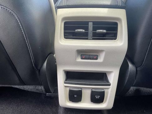 Used 2016 Ford Edge Titanium w/ Equipment Group 301A FWD image 13