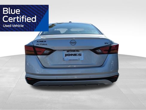 Used 2024 Nissan Altima 2.5 SV FWD image 7