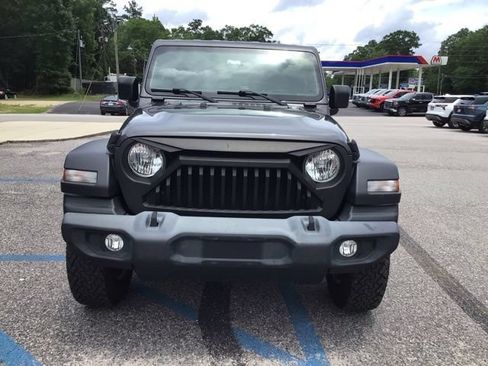 Used 2021 Jeep Wrangler Sport AWD/4WD image 8