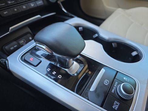 Certified 2023 Kia Stinger GT2 image 19