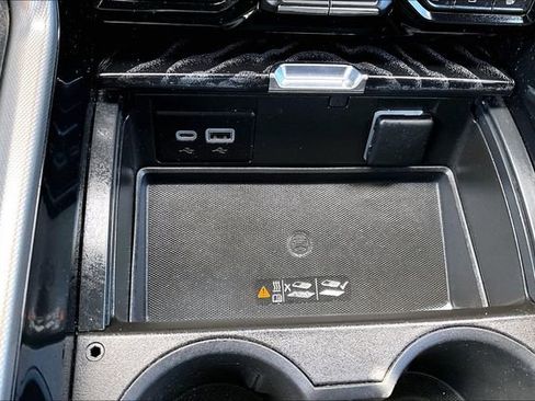 Used 2023 GMC Yukon Denali AWD/4WD image 24