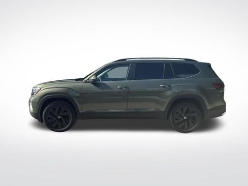 Used 2026 Volkswagen Atlas SE w/ Panoramic Sunroof Package FWD image 8