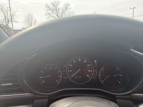 Used 2024 MAZDA MAZDA3 s image 5