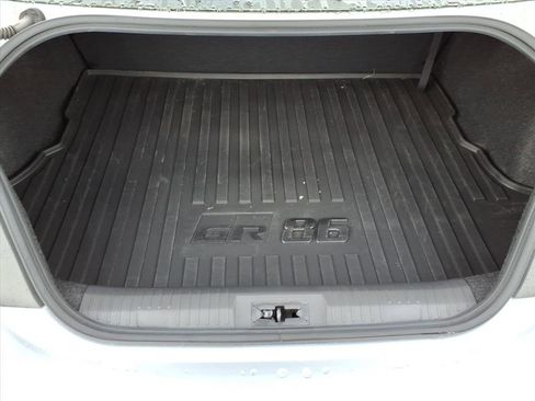 Used 2023 Toyota GR86 Premium image 11