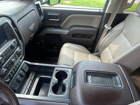 Used 2016 Chevrolet Silverado 2500 LTZ w/ Duramax Plus Package image 12