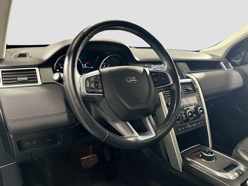 Used 2018 Land Rover Discovery Sport HSE image 10