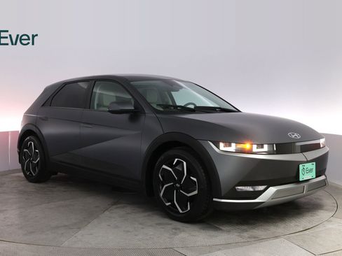 Used 2023 Hyundai Ioniq 5 SEL image 13